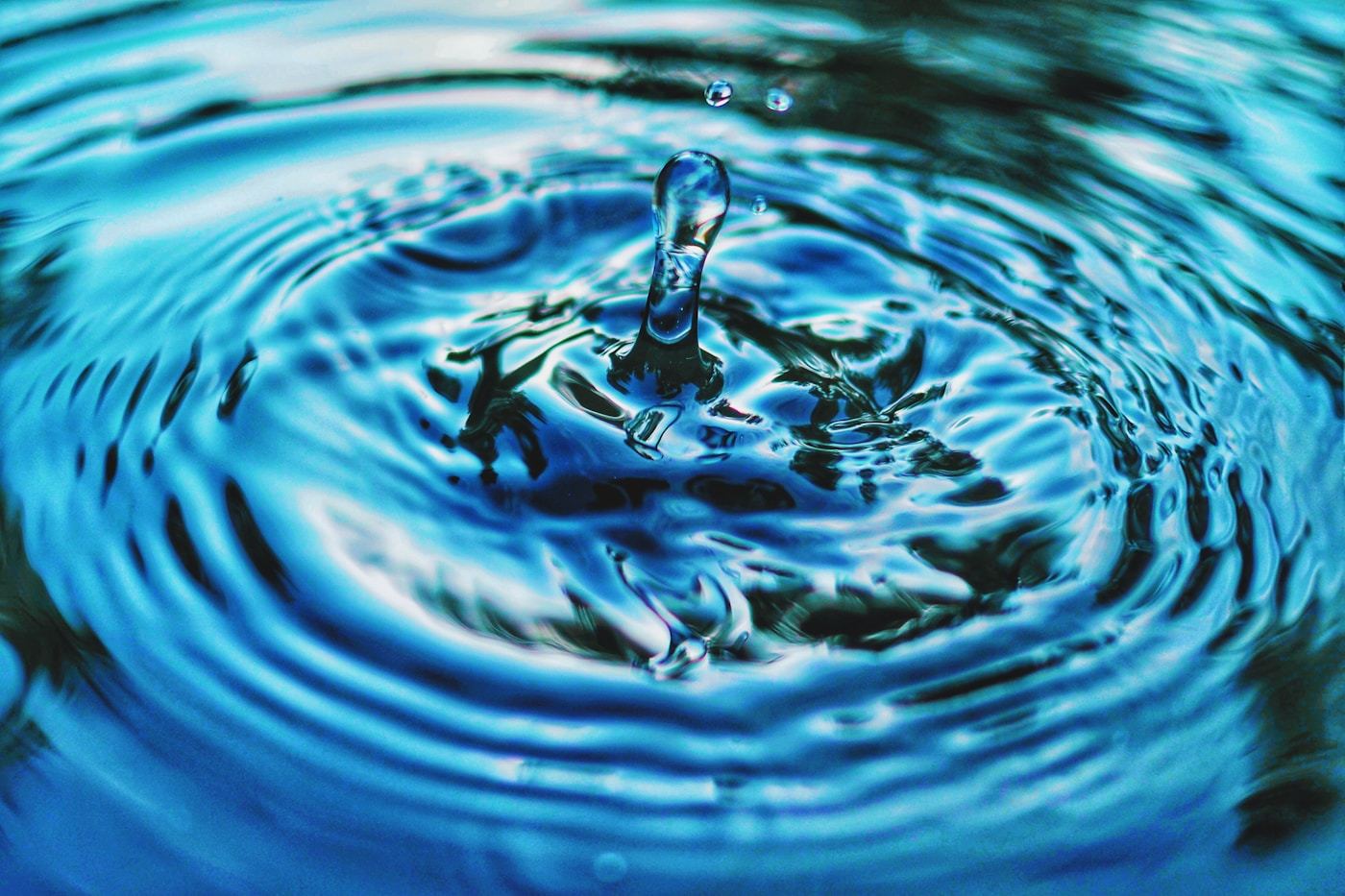 Goutte d'eau et ondes — recherche de fuite non destructive